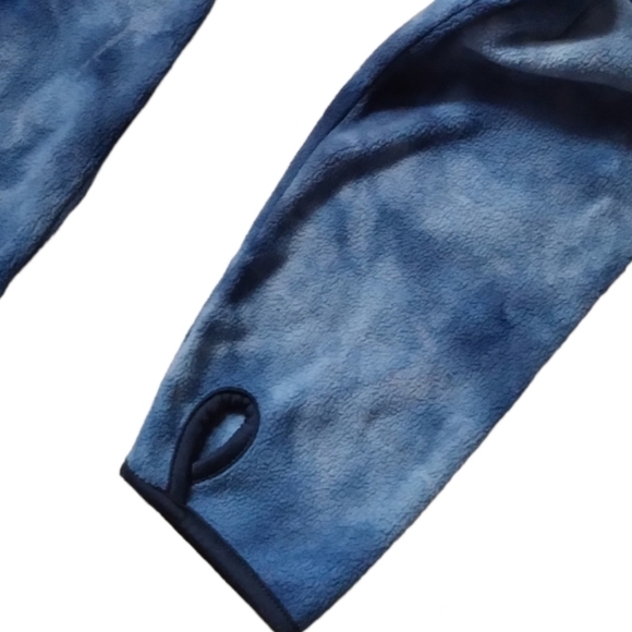 Old Navy  Unisex Tie dye fleece pullover hoodie with Kangaroo pockets - Picture 5 of 7